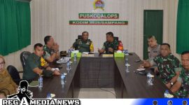 Caption: Kodim 0828 Sampang saat menerima kunjungan Tim Wasev Mabes TNI dan paparkan pelaksaan TMMD ke-117 Desa Pasarenan, (dok. regamedianews). 