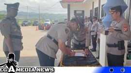 Caption:Penandatanganan Berita Acara Serah Terima Jabatan Kasat Reskrim Polres Gorut, oleh AKP. Arie Agustyanto S.IK., MP., dan Kasat Reskrim Polres Gorut yang baru AKP. Mohamad Adam, SH., Senin (24/07/2023). Foto Dok. Mohamad Yusrianto Panu.