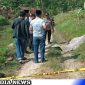 Caption: tampak kondisi korban tergeletak ditutupi kain dan disekitar lokasi dipasangi garis polisi, (dok. regamedianews). 