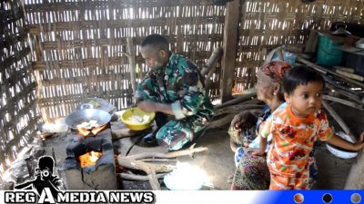 Prajurit TMMD Sampang Masuk Dapur Bantu Warga Memasak