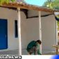 Caption: personel Satgas TMMD Sampang kebut finishing renovasi rutilahu, (dok. regamedianews). 