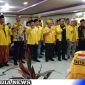 Caption: Ketua DPD Partai Golkar Jawa Timur bersama Ketua DPC se-Madura, usai pertemuan dengan calegnya, di aula Hotel Camplong, Sampang, (dok. regamedianews). 