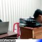 Caption: tersangka persetuhuhan dimintai keterangan penyidik Unit PPA Satreskrim Polres Sampang, (dok. regamedianews). 
