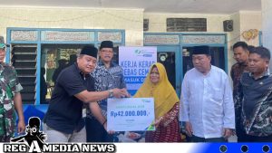 Kampanyekan Kerja Keras Bebas Cemas Masuk Desa, Bupati Bayarkan Klaim JKM Dari BPJS Ketenagakerjaan