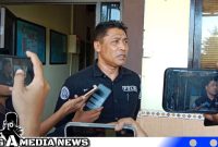 Caption: Kasi Humas Polres Sampang Ipda Sujianto, saat diwawancara awak media, (dok. regamedianews). 