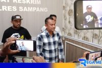 Caption: didampingi Kanit dan Penyidik PPA, Kasat Reskrim Polres Sampang ungkap kasus rudapaksa, (dok. regamedianews). 