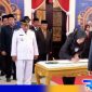 Caption: simbolis penandatanganan SK mutasi 33 pejabat Pemkab Sampang, (dok. regamedianews). 