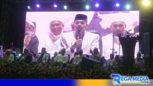 Ribuan Umat Banjiri IKADA Sampang Bersholawat