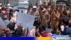 Warga Desak DPMD Sampang, Pilih Ulang BPD Patarongan