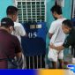 Caption: petugas Lapas Kelas IIA Pamekasan saat geledah warga binaan, (dok. regamedianews). 
