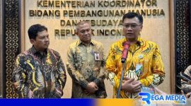 Caption: Direktur Perencanaan Strategis dan Teknologi Informasi BPJS Ketenagakerjaan Pramudya Iriawan Buntoro saat diwawancara, (dok. BPJS). 
