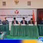 Caption: Komisioner Bawaslu Kabupaten Bangkalan saat pleno, (dok. regamedianews). 