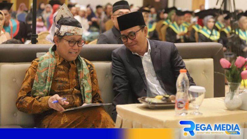 Caption: Badrut Tamam saat menghadiri acara wisuda di Hotel Odaita Pamekasan, (dok. regamedianews). 