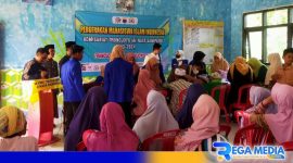 Caption: tampak antusias warga yang ingin mendapatkan layanan kesehatan gartis, (dok. PMII IAI NATA Sampang). 
