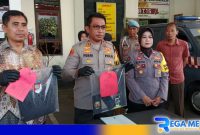Caption: Kapolres Bangkalan tunjukkan barang bukti kasus pencabulan, (dok. regamedianews). 