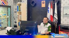 Caption: Mohammad Fauzan CEO Madura Travel saat ditemui dikantornya, (dok. regamedianews). 