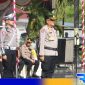 Caption: Irwasda Polda Gorontalo Kombes Pol. Drs. Edward P. Sirait, saat pimpin apel gelar pasukan persiapan Operasi Otanaha 2024, (dok. regamedianews). 