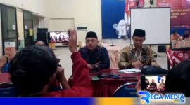 Caption: permintaan maaf terbuka KPU Pamekasan terhadap para jurnalis, usai insiden pengusiran jurnalis saat peliputan rekapitulasi hasil suara Pemilu 2024, (dok. regamedianews). 