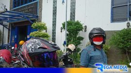 Caption: tampak depan kantor Dinas Pendidikan Kabupaten Sampang, (dok. regamedianews). 