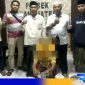Caption: pelaku narkoba inisial MM saat diamankan di Mapolsek Banyuates, (dok. regamedianews). 