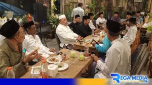 Dihadapan Loyalis dan Mantan Kades, Aba Idi Nyatakan Siap Maju Pilkada Sampang