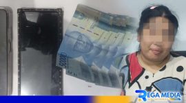 Caption: seorang mucikari inisial (M) dan barang buktinya diamankan di Mapolres Sampang, (dok. regamedianews). 
