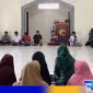 Caption: keluarga besar Lapas Narkotika Kelas IIA Pamekasan menyambangi Panti Asuhan Putri Muhammadiyah, (dok. regamedianews). 