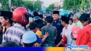 Ngalap Berkah Ramadhan, Pengurus SMSI Sampang Bagikan Ratusan Takjil Gratis