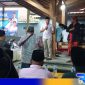 Caption: Ketua PAS (H.Ali Mustofa) menyampaikan sambutannya saat halal bihalal bersama H.Slamet Junaidi dan tokoh masyarakat, (dok. regamedianews). 