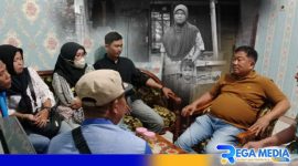 Caption: ketua IWO bersama anggotanya sampaikan keluh kesah Hamidah kepada Kadinsos Pamekasan, (dok. regamedianews). 