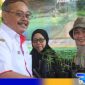 Caption: penyerahan bibit tanaman cabe kecil secara simbolis, (dok. regamedianews). 