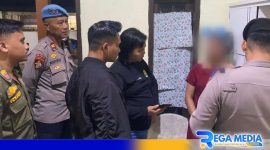 Caption: petugas gabungan saat merazia kamar kos yang dijadikan tempat pesta miras, (dok. regamedianews). 