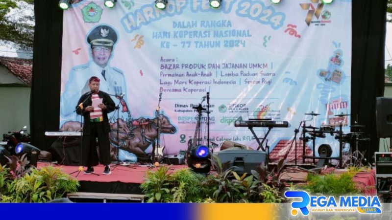 Caption: Kadiskop UMKM dan Naker Pamekasan sampaikan sambutannya dalam Harkop Fest 2024, (dok. regamedianews). 