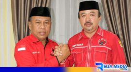 Caption: Ridwan Yasin (kiri) bersama Muksin Badar (kanan). 