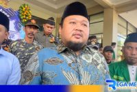 Caption: Ra Hasani saat diwawancara awak media, (dok. regamedianews). 