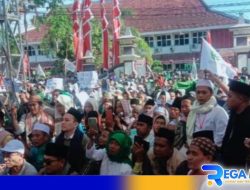 Temui Massa, Ini Janji Pj Bupati dan Ketua DPRD Pamekasan