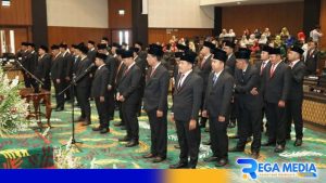 Pelantikan 50 Anggota DPRD Bangkalan, Separuh Wajah Baru