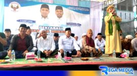 Caption: ulama dan tokoh masyarakat saat acara deklarasi dukungan Garuda Robatal kepada pasangan Jimad Sakteh (dok. regamedianews). 