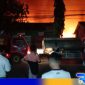 Caption: peristiwa kebakaran yang terjadi di Jl.Kusuma Bangsa, Sampang, (dok. regamedianews). 