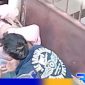 Caption: screenshot video viral dugaan penganiayaan terhadap mahasiswi di Bangkalan, (dok. regamedianews). 