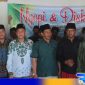 Caption: penyampaian deklarasi dukungan pengrajin batik Desa Klampar terhadap paslon Berbakti pada Pilkada Pamekasan, (dok. regamedianews). 