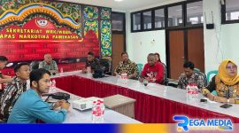 Caption: jajaran Lapas Narkotika Pamelasan mengikuti sosialisasi evaluasi wawancara zona integritas secara daring, (dok. regamedianews). 