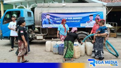 Warga Terdampak Kekeringan di Bangkalan Dapat Bantuan Air Paslon ManFaat