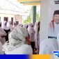 Caption: kaum ibu-ibu saat deklarasikan dukungan kepada paslon Jimad Sakteh, di posko tim pemenangan Kecamatan Omben, (dok. regamedianews). 
