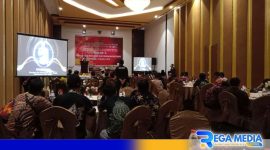Caption: Kabid Humas Polda Jatim Kombes Pol Dirmanto saat menyampaikan sambutannya dihadapan awak media, (dok. regamedianews). 