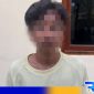 Caption: tersangka kasus  pencurian Hp, inisial (LA), saat diamankan Polres Sampang, (dok. Humas Polri). 