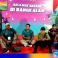 Caption: tampak sejumlah wartawan tertahan diluar saat berlangsungnya pembukaan POPDA Jatim di Stadion Gelora Bangkalan, (dok. regamedianews). 