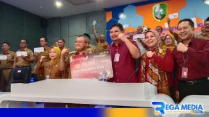 Pemkab Sampang Launching Kartu Kredit Pemerintah Daerah