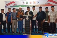 Caption: Tim pemenangan Jimad Sakteh saat release hasil keunggulan suara Pilkada Sampang di beberapa kecamatan, (dok. regamedianews). 