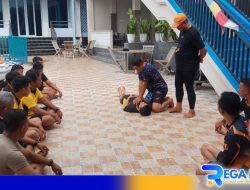 Mitigasi Bencana, Polisi Sampang Latihan Water Rescue